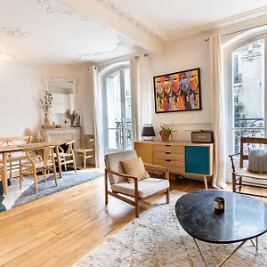 montmartre-lovely-flat-for-you.fr-paris.fr/